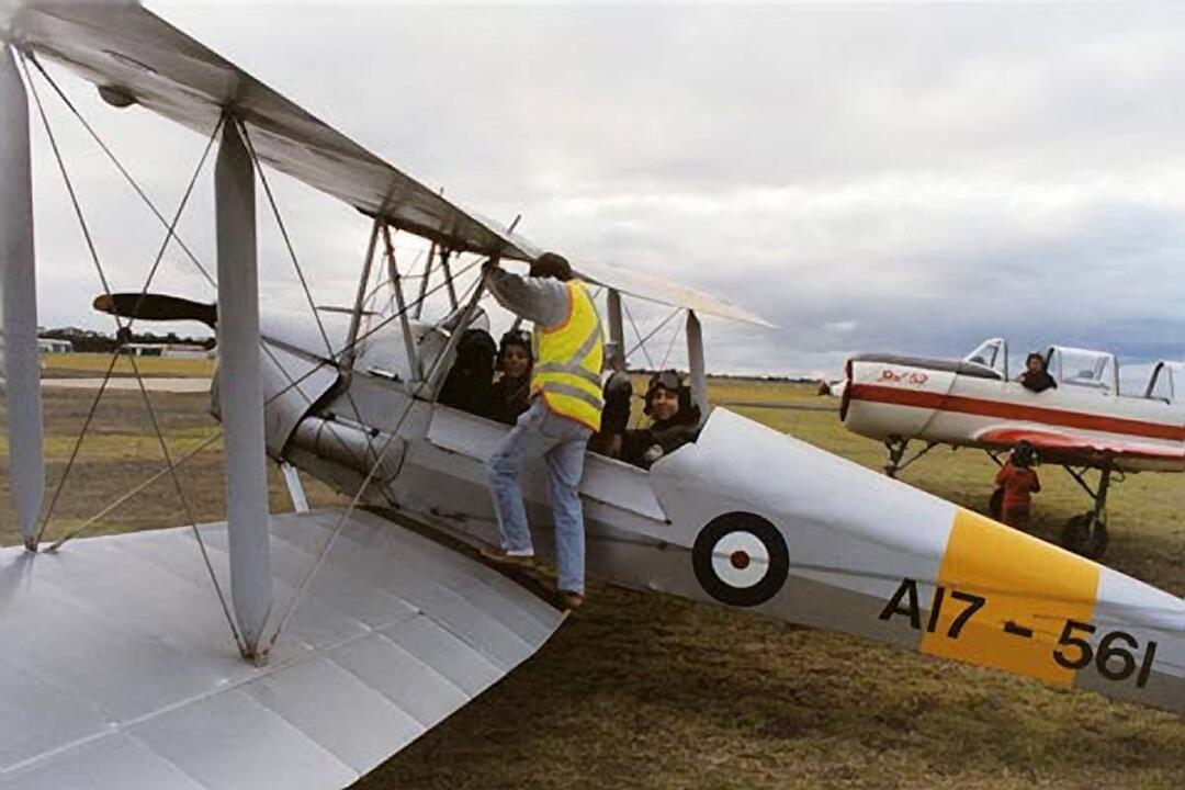 Tiger Moth Flight, 60 Minutes Gift Voucher - Lethbridge VIC