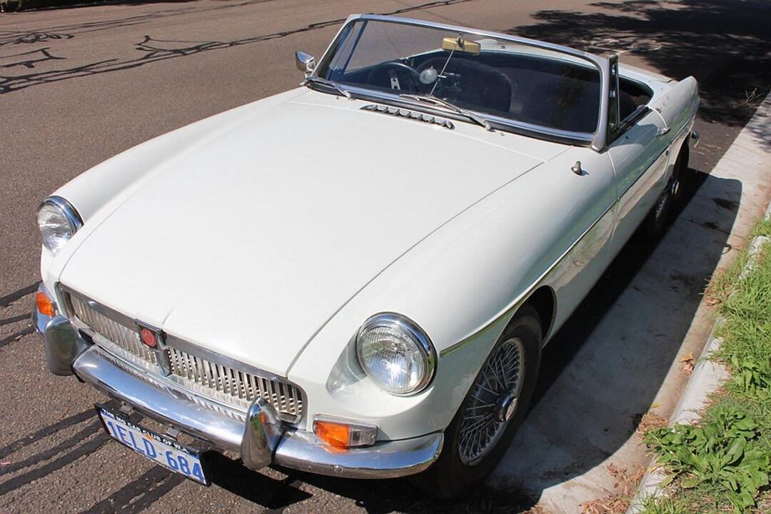 MGB Roadster Classic Car Hire Gift Voucher - Collaroy NSW