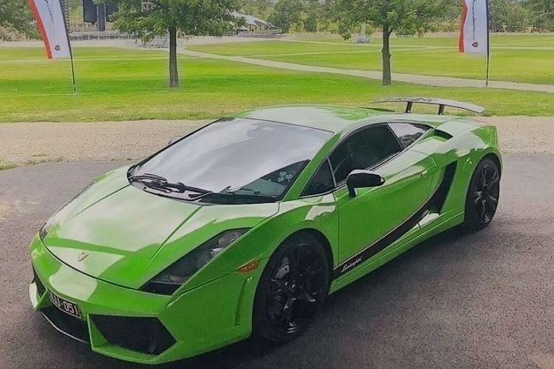 Drive a Lamborghini, 1 Hour, Yarra Valley Gift Voucher - Coldstream VIC