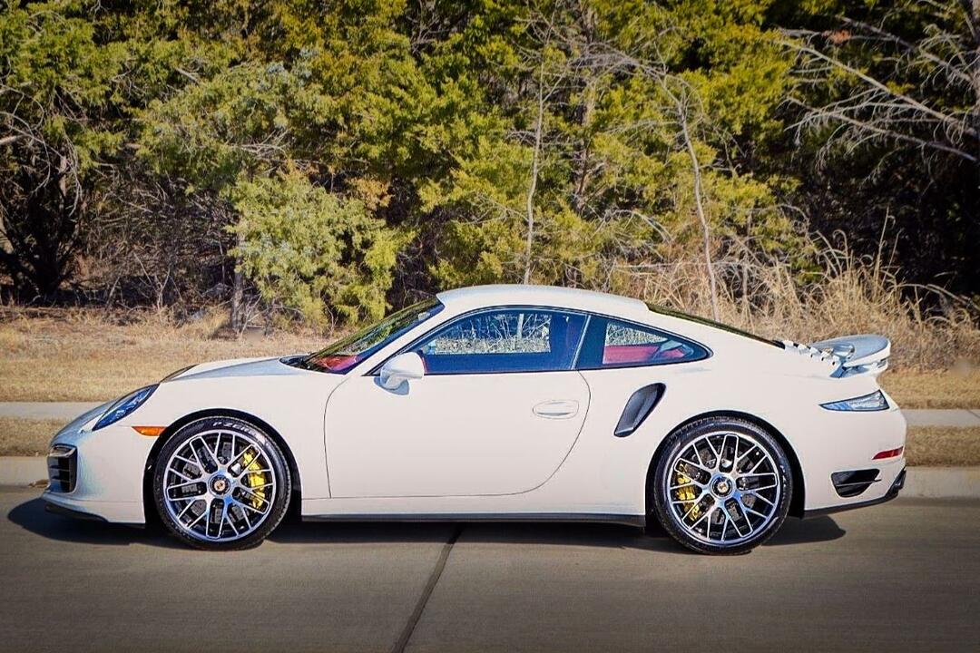 Drive a Porsche 911 Turbo S for 1 Hour Gift Voucher - Helensvale QLD