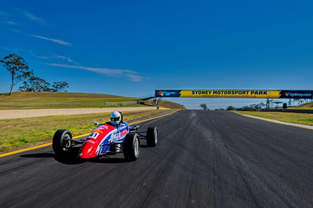 Drive 10 laps in a Formula Ford plus 2 Hot Laps - Gift Voucher or Instant Booking - Eastern Creek NSW