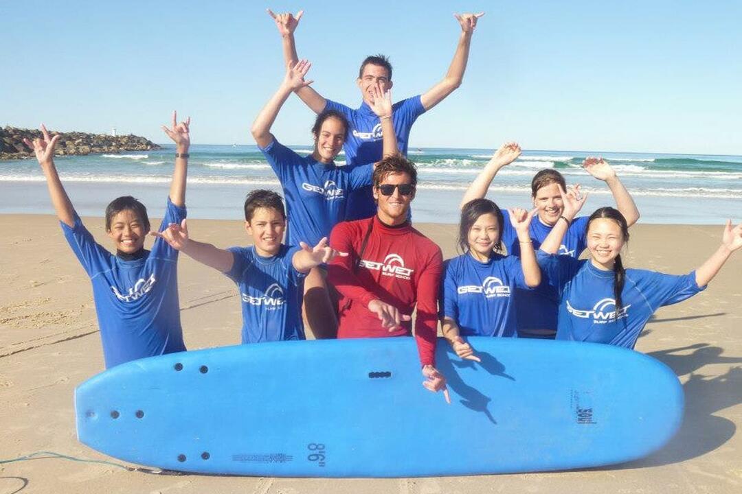 Beginner Surf Lesson - Gift Voucher or Instant Booking - Main Beach QLD
