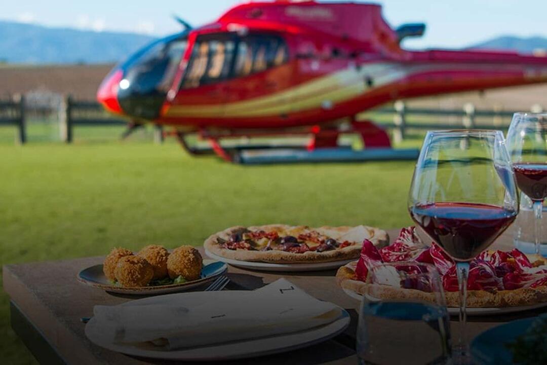 Zonzo Estate Heli Couple's Getaway Gift Voucher - Melbourne City Centre VIC