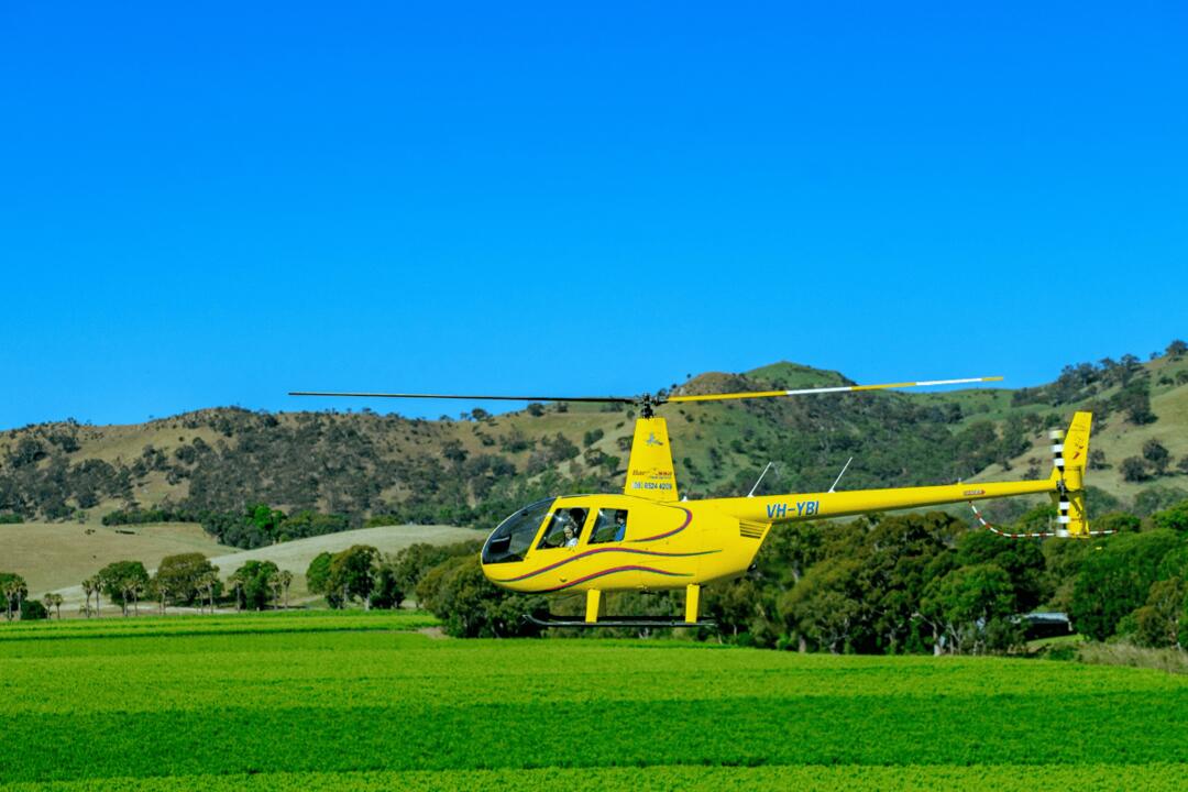 Helicopter Flight of the Barossa, 15 Minutes - Gift Voucher or Instant Booking - Lyndoch SA