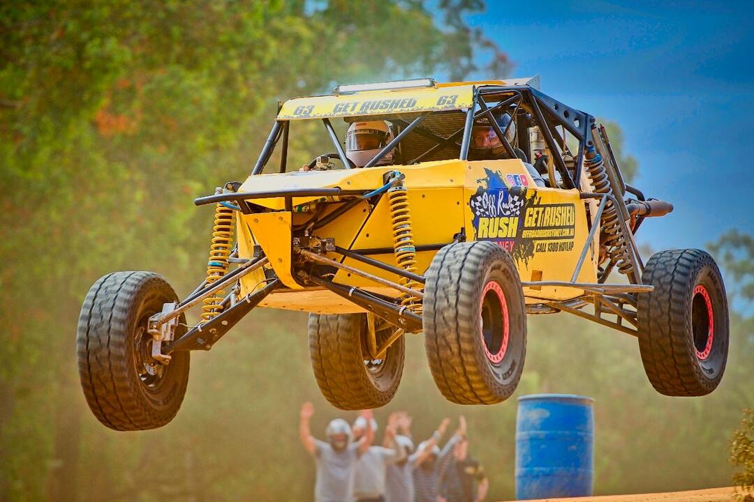 Drive a V8 Race Buggy for 6 Laps plus Hot Lap - Gift Voucher or Instant Booking - Tailem Bend SA
