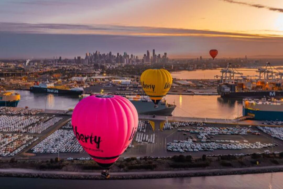 Hot Air Balloon Flight Over Melbourne, Child - Gift Voucher or Instant Booking - Melbourne VIC