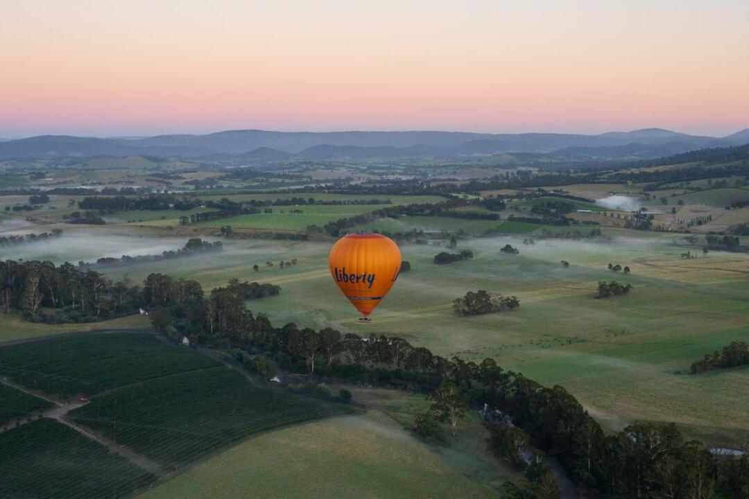 Ballooning the Yarra Valley with Breakfast, Child - Gift Voucher or Instant Booking - Yarra Valley VIC