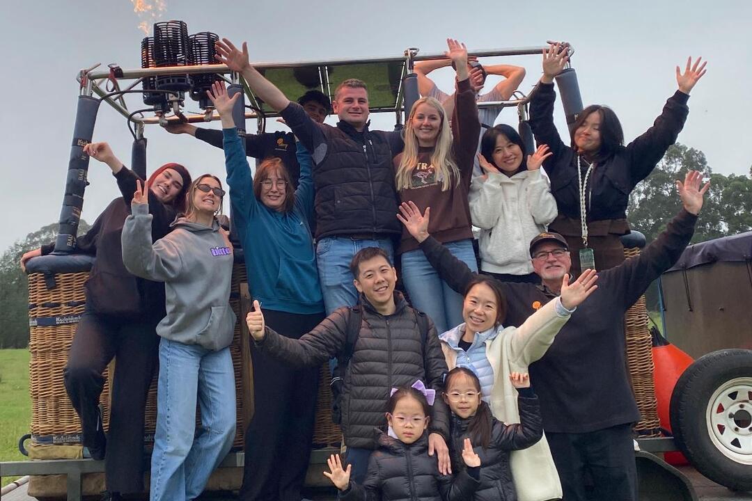 Yarra Hot Air Ballooning w/Breakfast and Transfers - Gift Voucher or Instant Booking - Melbourne VIC
