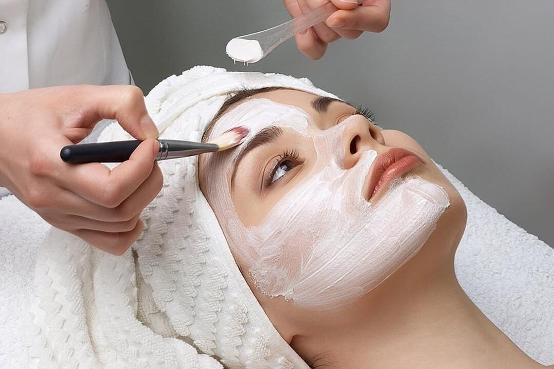 Deluxe Facial At Home - 1 Hour Treatment Gift Voucher - Sydney NSW