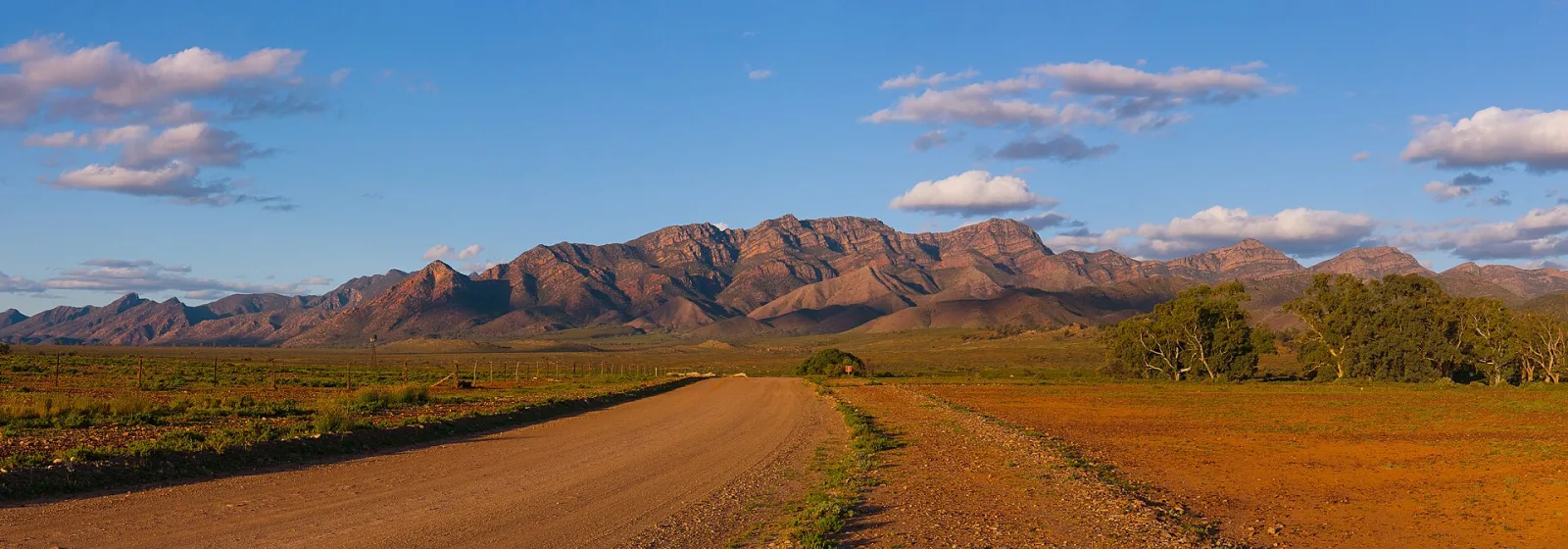 Flinders Ranges and Wilpena Pound