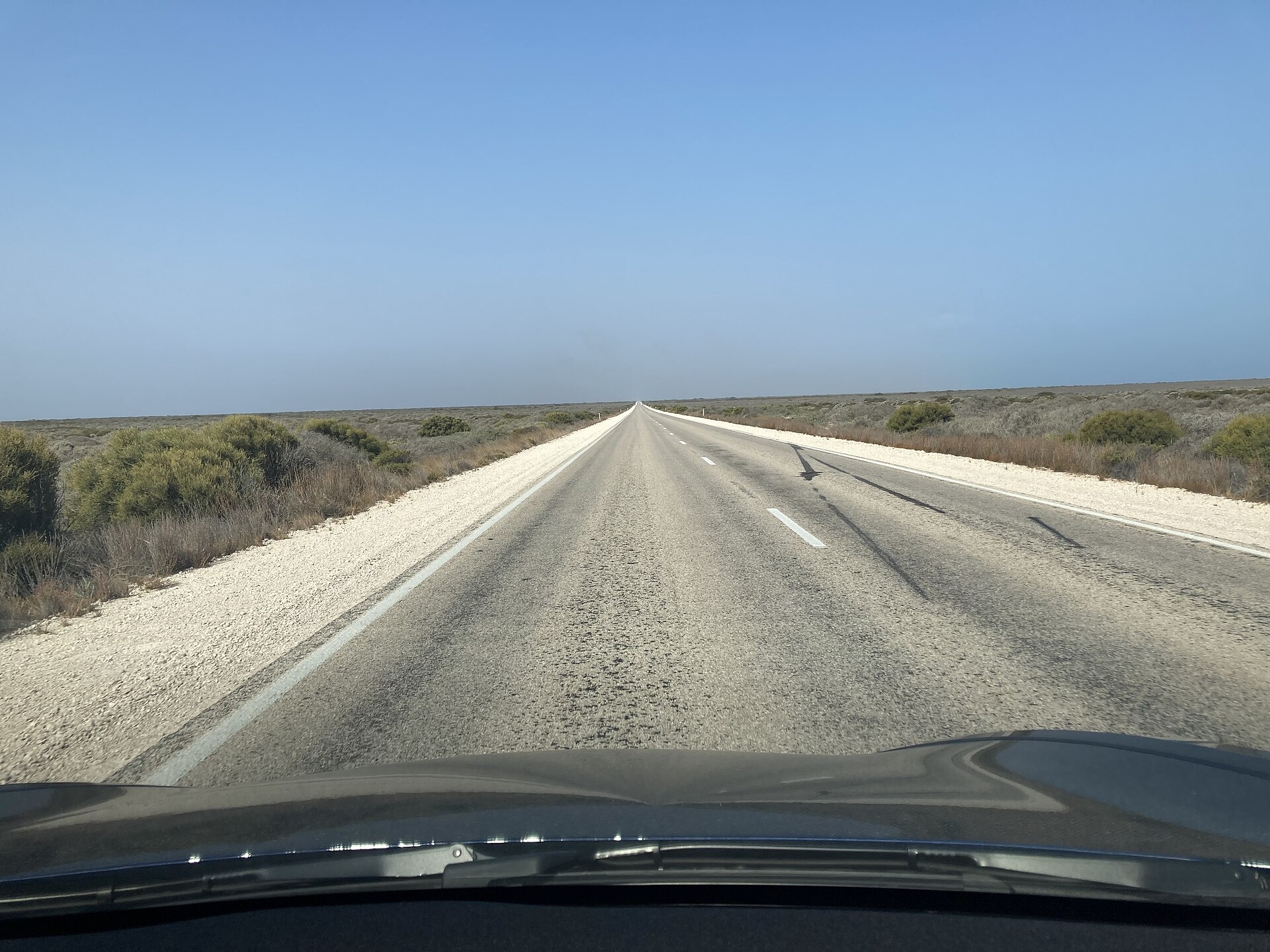 Eyre Highway, South Australia (on Nullarbor Plain) - eastward